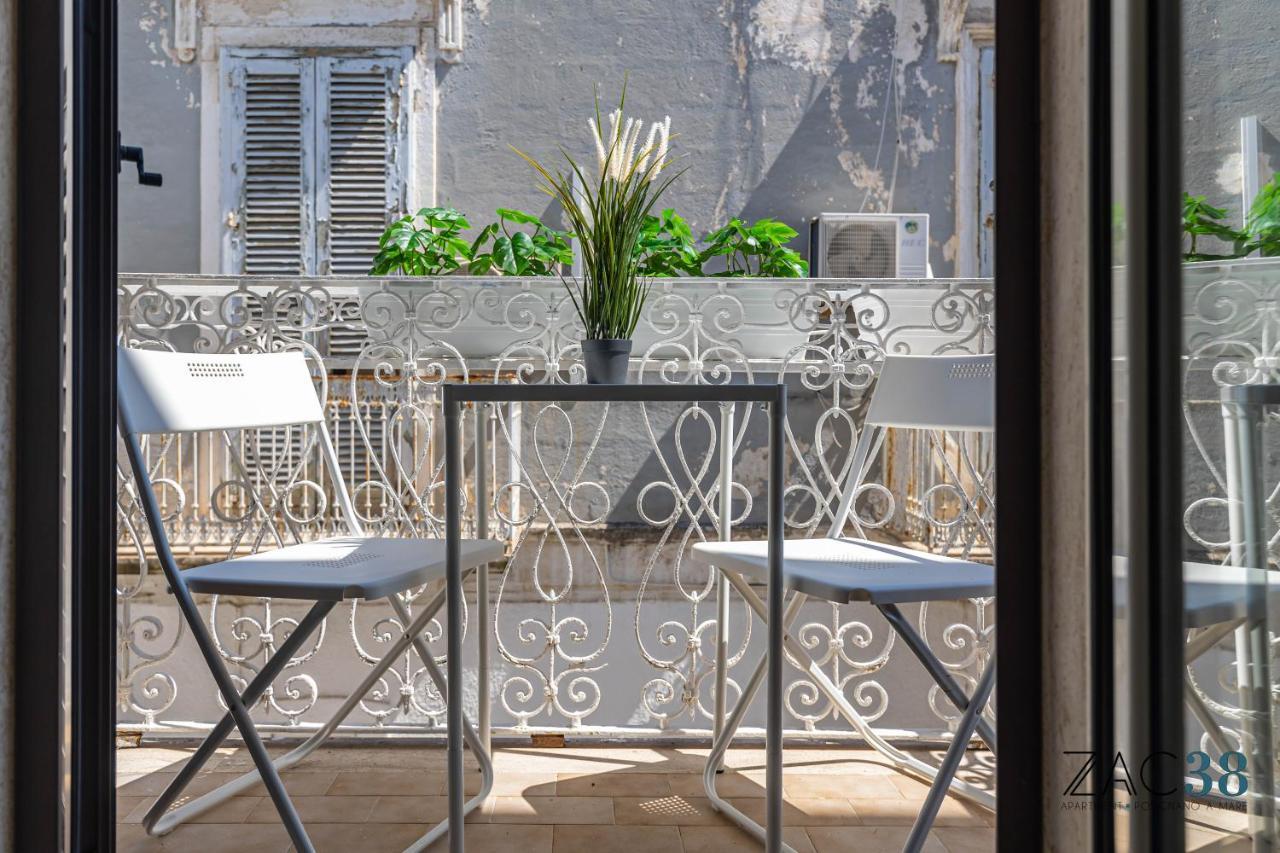 Zac 38 Hotell Polignano a Mare Exteriör bild